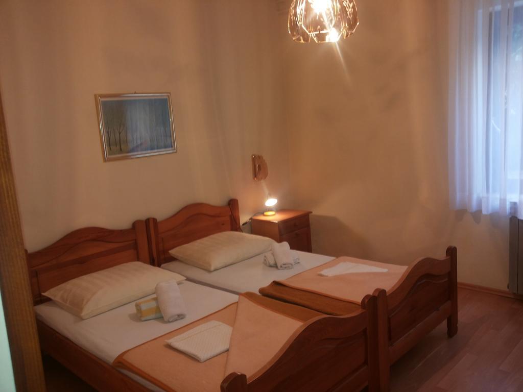 Bed & Breakfast Баньоле Стая снимка