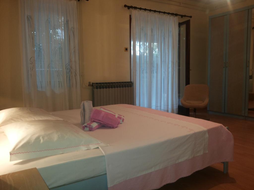 Bed & Breakfast Баньоле Стая снимка